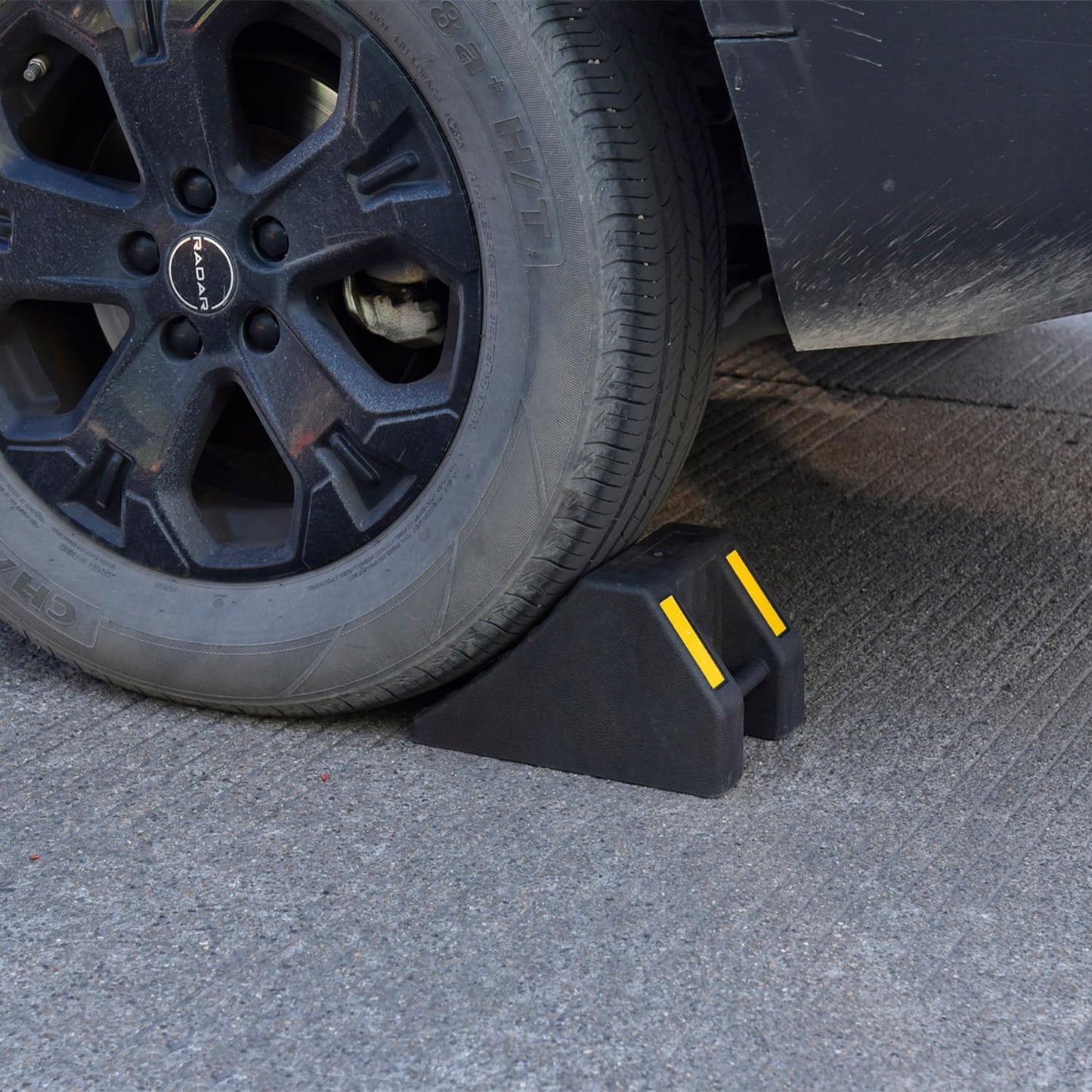 Heavy-Duty Wheel Chock