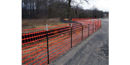 Mesh Barrier Systems – Portable Safety Fencing & Crowd Control Solutions for Construction and Events