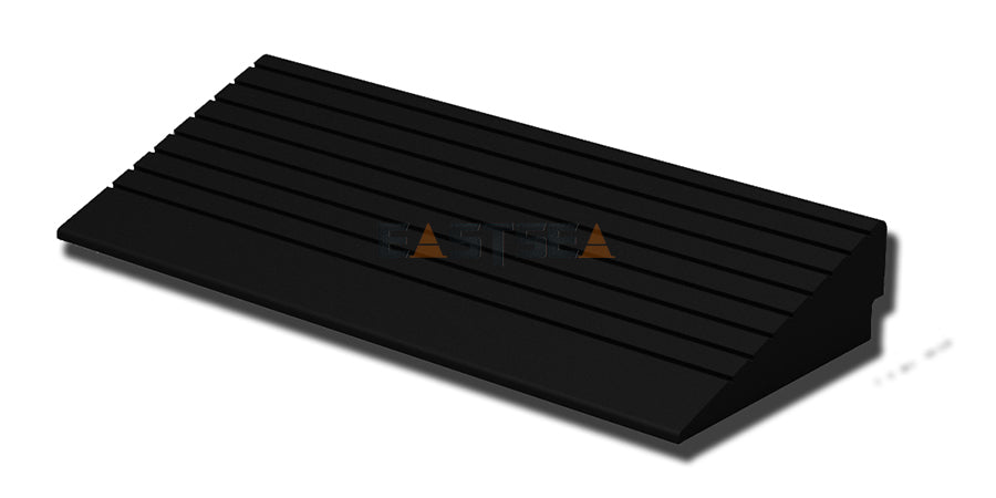 Black Rubber Kerb Ramp (1)