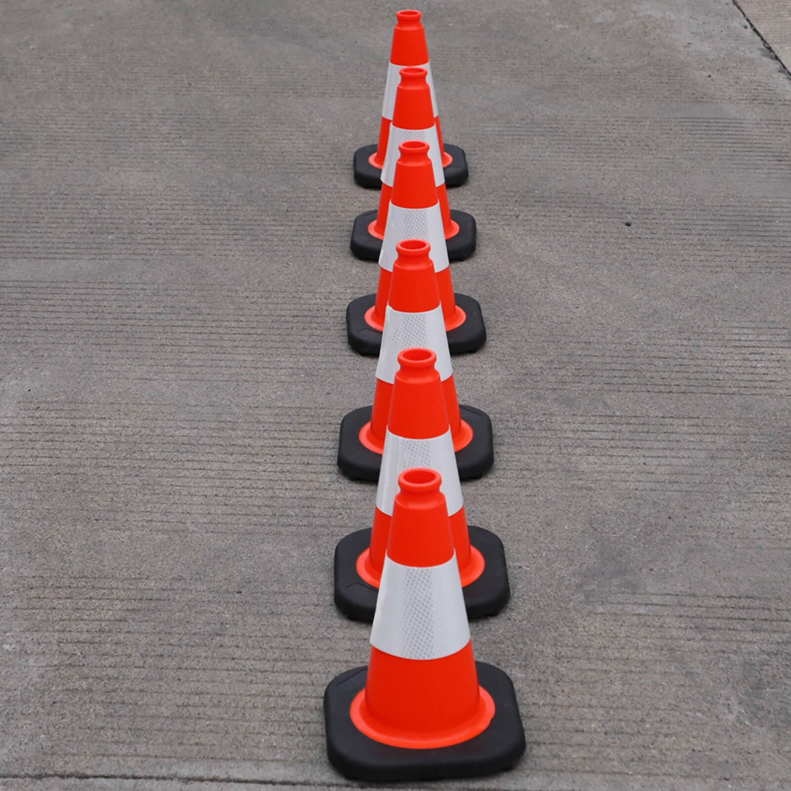 Heavy-Duty Black Base Traffic Cones with Reflective Stripe - material detail