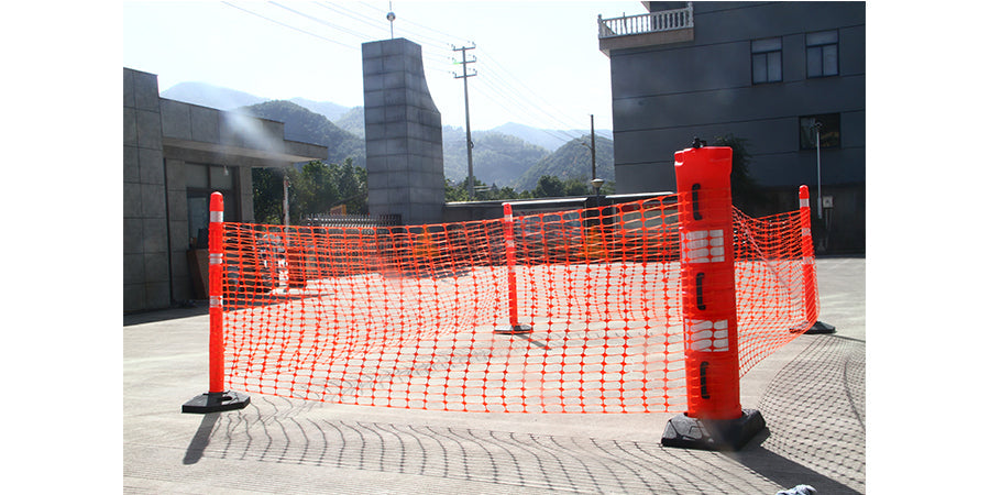 Mesh Barrier Systems – Portable Safety Fencing & Crowd Control Solutions for Construction and Events