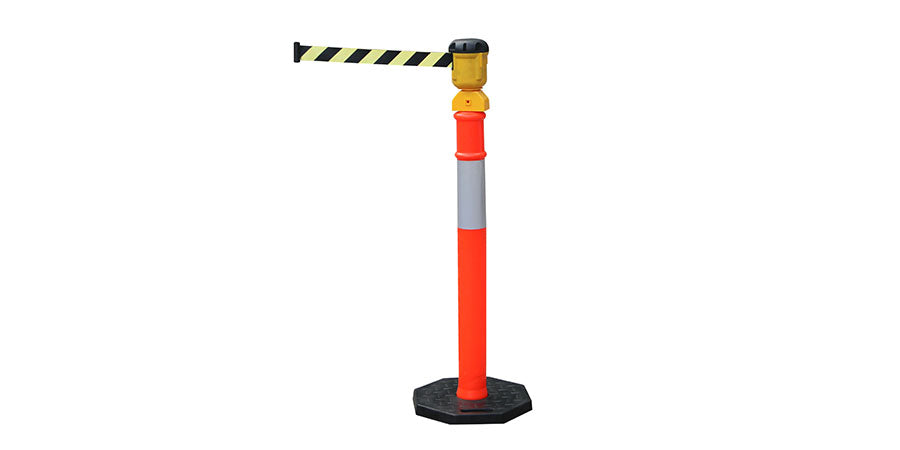 Retractable Top Chain Lock Traffic Post for Parking & Crowd Control