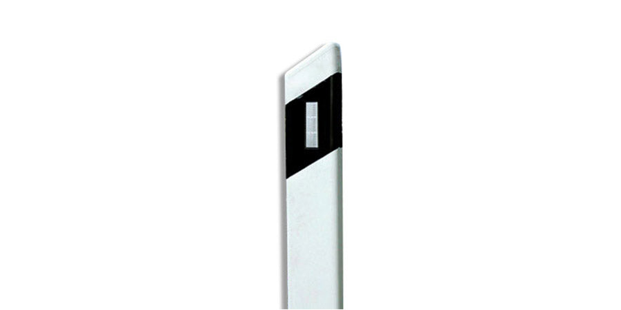 Guide Post Collection – Reflective Roadside Delineators for Traffic Safety & Highway Guidance