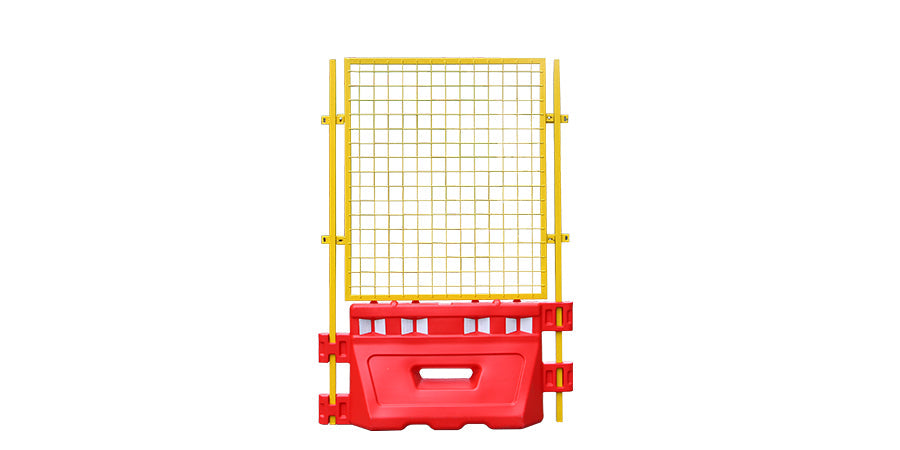 Water Filled Barrier with Mesh Fence